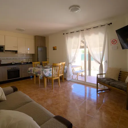 Casa Nicole Casa de Férias *